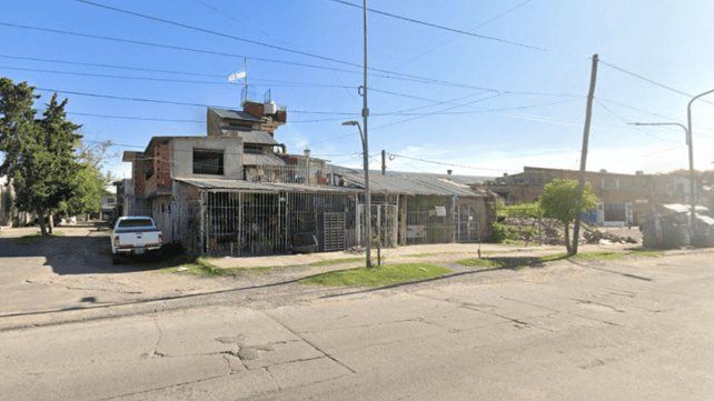 Femicidio en Rosario: hallan mujer de 26 años sin vida dentro de una valija en una pensión