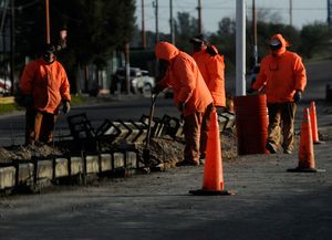 Con el desafío de mejorar los caminos de la provincia