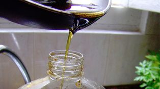 Ojo: el uso de aceite recalentado puede causar gastritis y cáncer