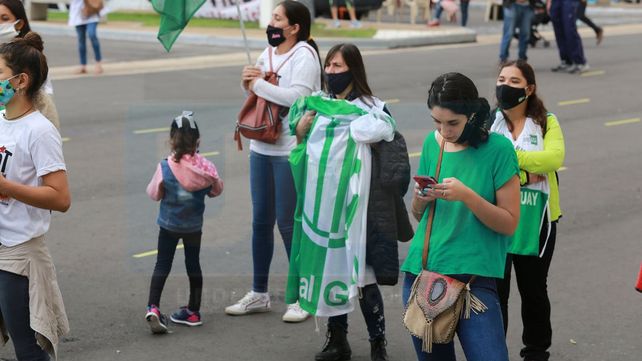 Trabajadores de ATE protestaron frente a la Casa de Giobierno por mejoras salariales