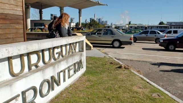 frontera. El control aduanero uruguayo fiscaliza ahora que la mercadería no supere los cinco kilos.