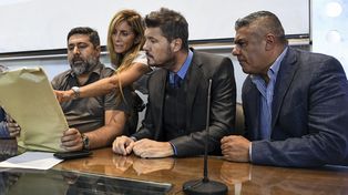 Tinelli, que sería candidato, es uno de los que solicitó que se posterguen las elecciones.