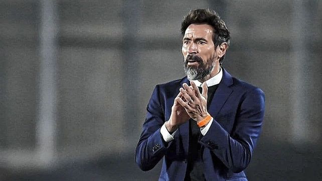 Eduardo Domínguez ganó la mitad de los partidos que dirigió a Colón en condición de visitante.