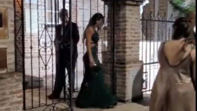 El deslumbrante look de Antonela Roccuzzo en el casamiento de su hermana Carla