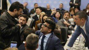 Proponen suspender el sueldo de los diputados nacionales que insulten durante los debates en el Congreso