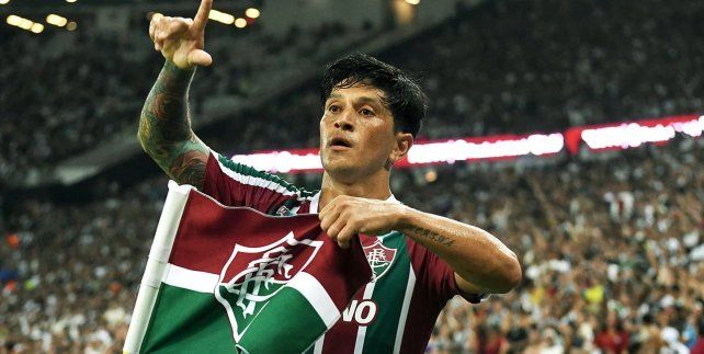 Doblete de Germán Cano, ex-Colón, en el triunfo de Fluminense