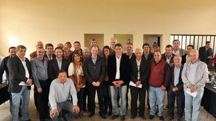 Unidad. Junto al mandatario, los intendentes evaluaron la realidad política y social de la provincia.&nbsp;