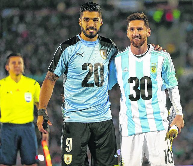 Emblemas de la candidatura. Suárez y Messi