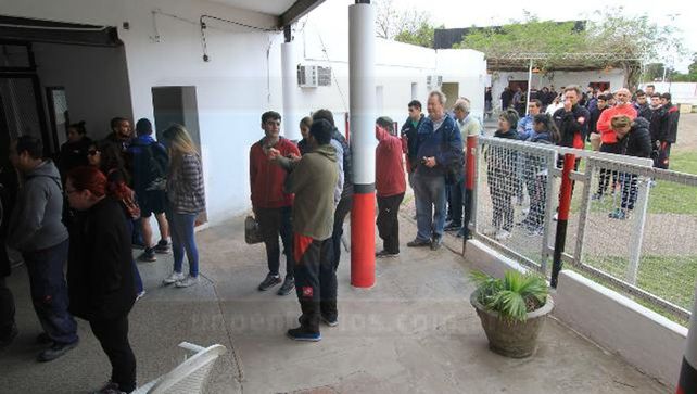 Los socios adquirieron su entrada dentro del club