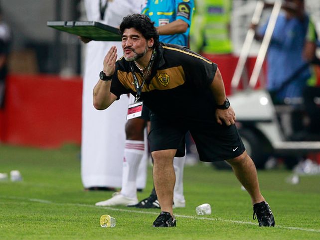 Diego Maradona quiere quedarse años en Dubai