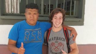 Buscó al joven que entró a su casa a robar con un cuchillo y lo invitó a sumarse a un equipo de rugby
