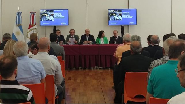 Presentaron un plan de financiación para compra de maquinaria agrícola