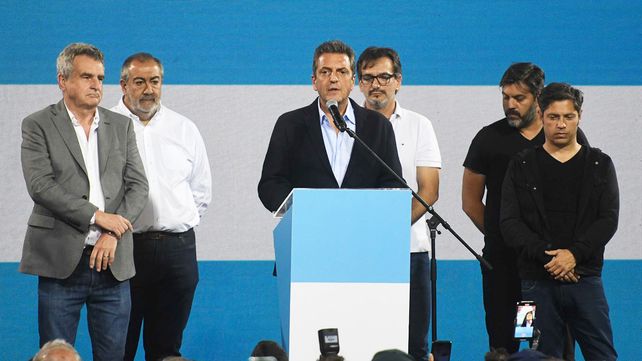 Sergio Massa habló antes de darse resultados oficiales del balotaje. Dijo que llamó a Milei para felicitarlo: es el elegido por la mayoría de los argentinos