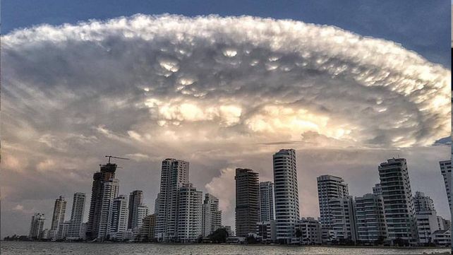 La extraña nube que atemorizó a los colombianos