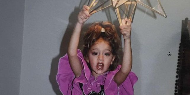 Oriana Sabatini retro: mirá cómo llegó a convertirse en una bomba sexy