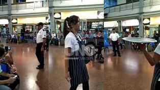 Video: es viral una intervención en la Terminal de Ómnibus