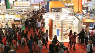 La Fundación del Libro, organizadora de la Feria del Libro, suspendió una mesa redonda en la que se planeaba presentar un libro sobre el mito de los desaparecidos, dando a entender la ideología negacionistas de los crímenes perpetrados durante la última dictadura cívico-militar.&nbsp;