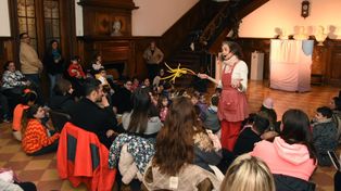 Por primera vez, el Concejo Municipal de Rosario se sumará a las actividades de las vacaciones de invierno. Este lunes a las 15:30, los más chicos podrán disfrutar de “Tentempié”, un espectáculo de acrobacia, danza y humor en el Palacio Vasallo