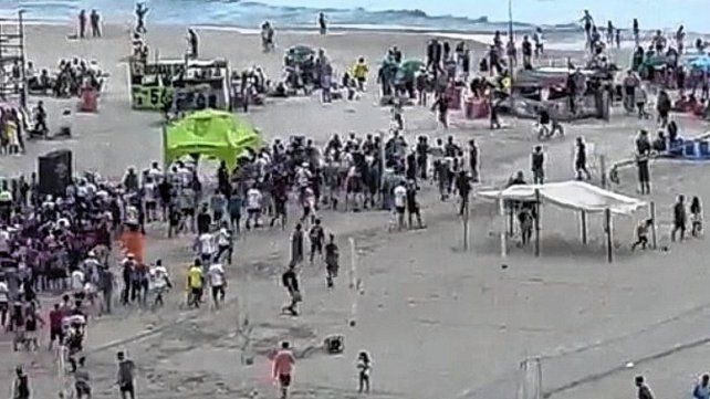 Copacabana: Simpatizantes del Fluminense emboscaron a hinchas de Boca.
