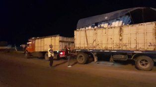 Victoria: detuvieron un camión que trasladaba bidones de agroquímicos