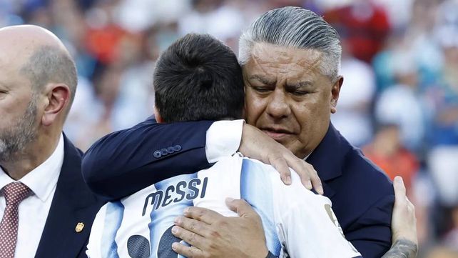 La AFA se solidarizó con Lionel Messi y su familia.