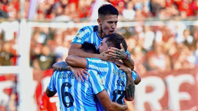 Racing le ganó a su clásico rival.