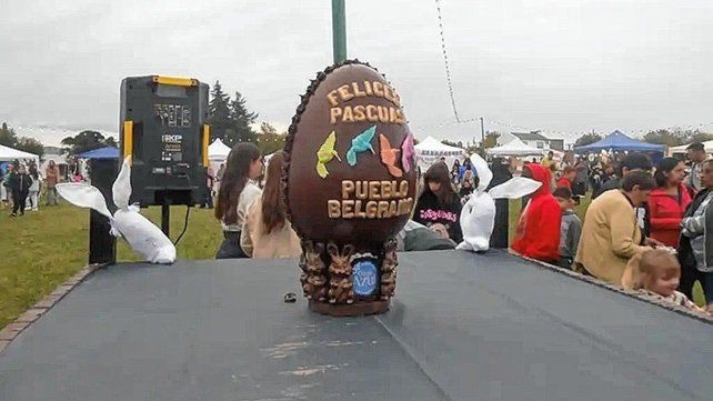 El Huevo de Pascua más grande de Entre Ríos: Va a pesar 120 kilos.