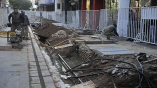 Para la realización de los trabajos se instalaron corralitos y hubo trastornos de todo tipo. Inlcuso, inundación de las zanjas.