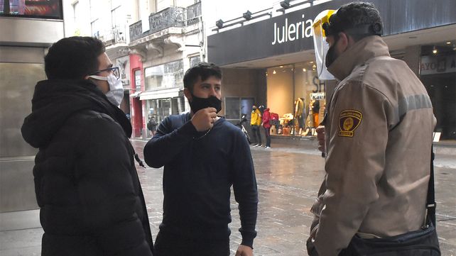 Lucha contra el coronavirus. Hoy se realizaron controles obre el uso del barbijo.&nbsp;