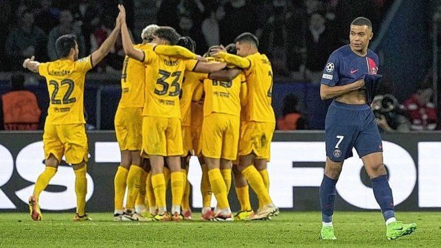 Barcelona metió un gran triunfo en París ante PSG por los cuartos de final de la Champions League.