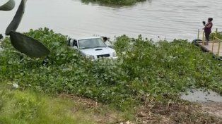 Una camioneta cayó al río en Sauce Viejo&nbsp;