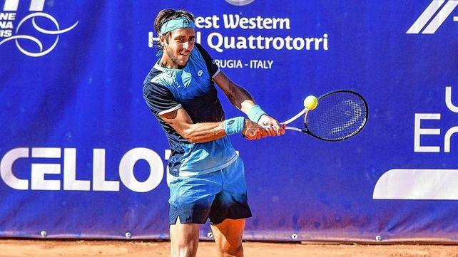 Etcheverry pasó a los 4º de final del Challenger de Perugia