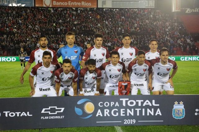 Colón debe esperar por su primer rival en la Copa Argentina