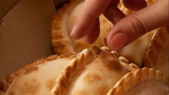 El local de venta de empanadas de Capitán Bermúdez alertó sobre el hackeo desde sus redes sociales.