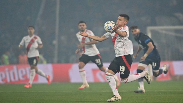 River e Independiente Rivadavia igualan 1 a 1 en Mendoza.