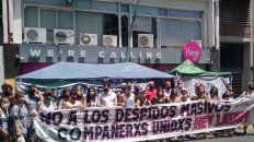 Los trabajadores de Hey Latam reclamaron frente a la sede de la empresa, en Buenos Aires al 1400. Los trabajadores de Hey Latam reclamaron frente a la sede de la empresa, en Buenos Aires al 1400.