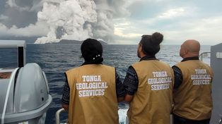 Alerta en Japón, EEUU y Chile por el tsunami originado por el volcán de Tonga