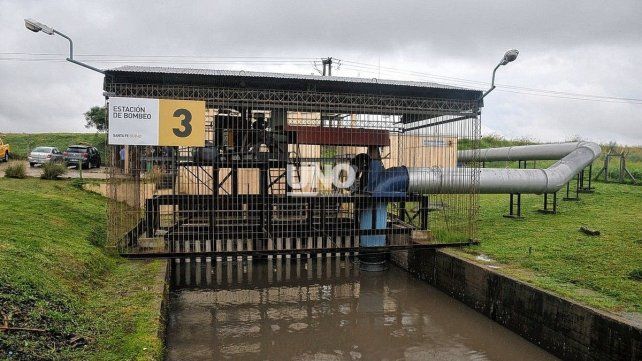 Intensas lluvias en la ciudad. Alertan sobre la falta de mantenimiento de las estaciones de bombeo. Intensas lluvias en la ciudad. Alertan sobre la falta de mantenimiento de las estaciones de bombeo.