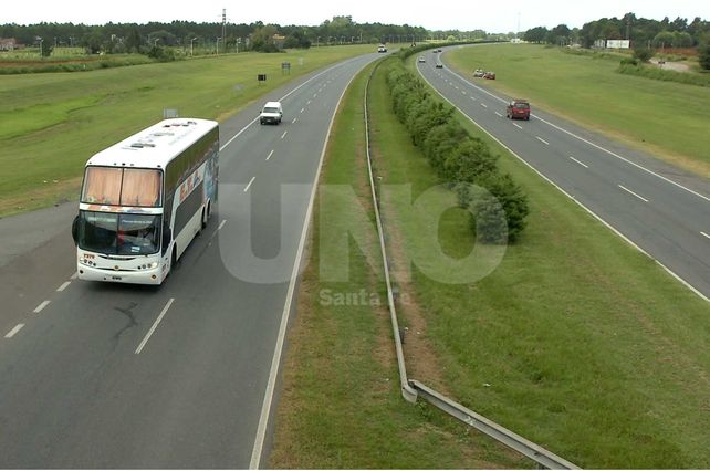 Piden informes sobre los servicios de auxilio en la autopista Rosario- Santa Fe