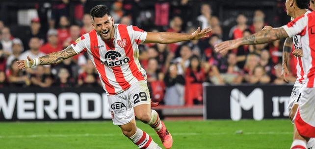 En su paso por Instituto, Nacho Russo jugó 38 partidos y anotó seis goles. Ahora la pelea en Central.