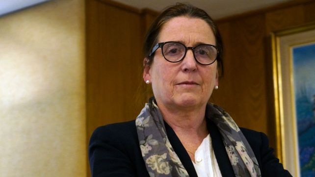 La economista Marina Dal Poggetto advirtió que vivir en Argentina es cada vez más caro en dólares