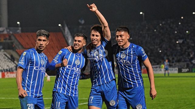 Godoy Cruz batió a Aldosivi y quedó transitoriamente tercero