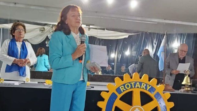 El Rotary Club la reconoció por su entrega a la comunidad. El Rotary Club la reconoció por su entrega a la comunidad.