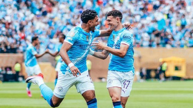 Manchester City debutó con el pie derecho.