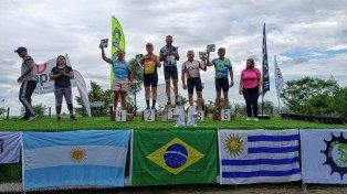 De la apertura del torneo de mountain bike participaron pedalistas de Argentina, Brasil y Uruguay.