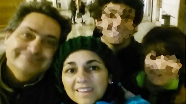 La Justicia autorizó a dos adolescentes santafesinos golpeados por el padre a radicarse en España