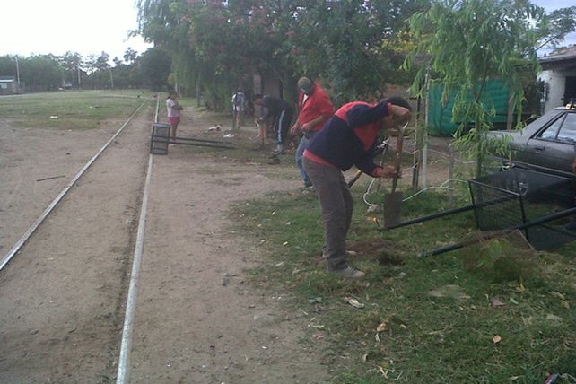 Desde ahora, la basura tiene su lugar en barrio San Roque