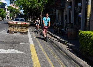 Hay más kilómetros de ciclovías, pero no garantizan la seguridad de los ciclistas