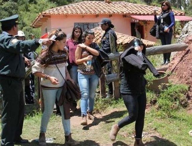 Los turistas se hallaban en estado de ebriedad y bajo los efectos de estupefacientes.