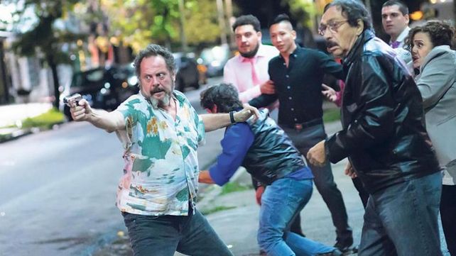 Un gallo para Esculapio tuvo anoche su estreno en televisión abierta con buen rating
